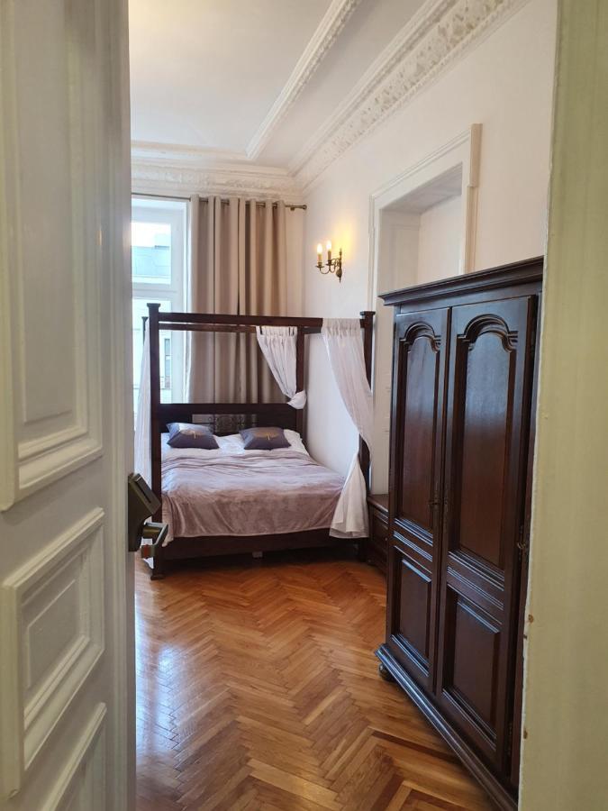 לודז' Prestige Aparthotel Piotrkowska 82 - Wyjatkowy Widok Na Deptak מראה חיצוני תמונה